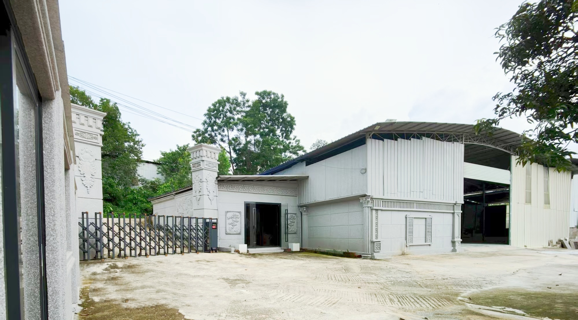 兴宁区三塘镇路东小学附近908平厂房出租
