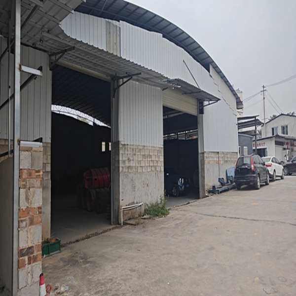 南宁市西乡塘客运站100一300平厂房仓库招租