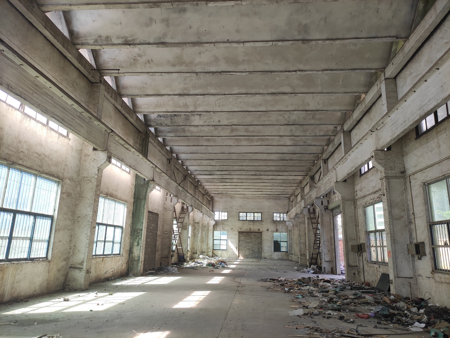 江南区五一路附近旱塘路50一5000平工业用地厂房仓库招租