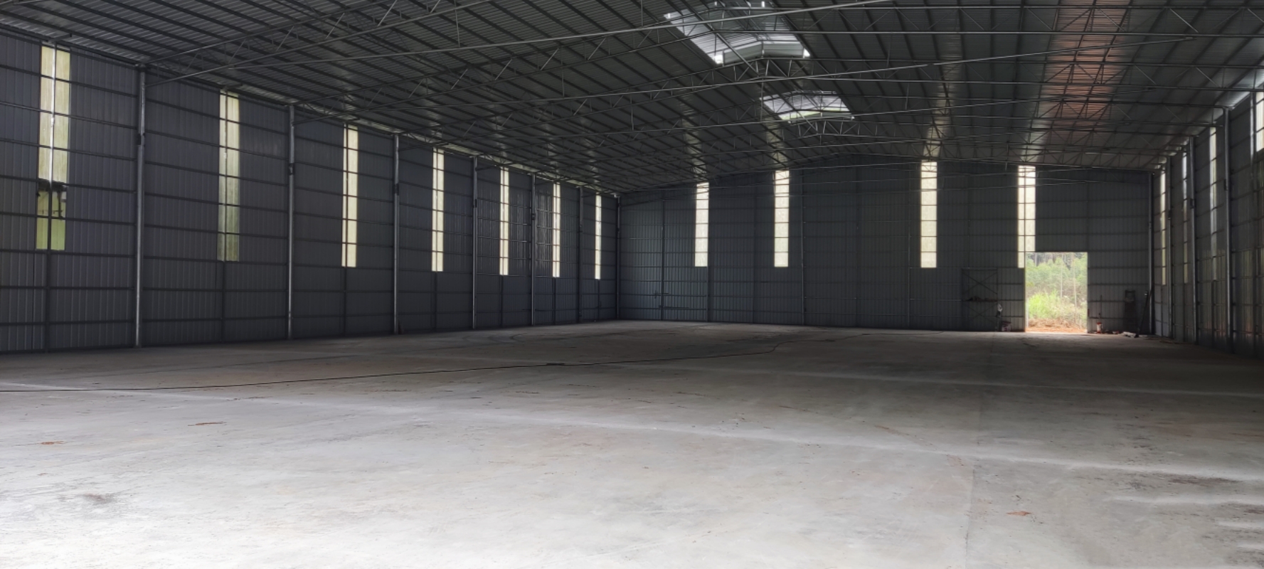 江南区金鸡路方向江西镇1800平厂房仓库、生产车间出租