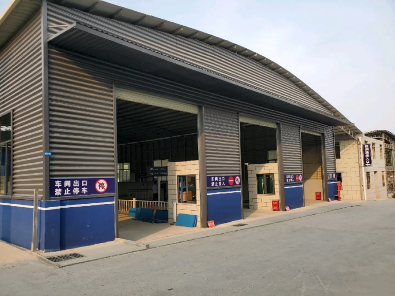 半年免租：兴宁区昆仑大道三塘金硕二手车城内50-10000平米铺面厂房仓库场地招租