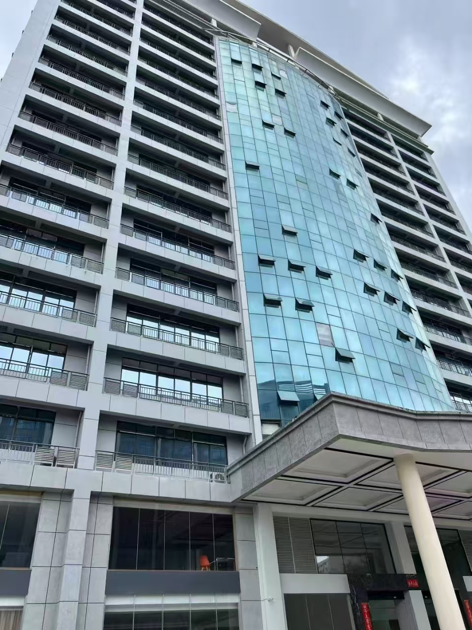 西乡塘区高新区创业路桂网电力产业园100一16320平写字楼办公楼厂房仓库出租