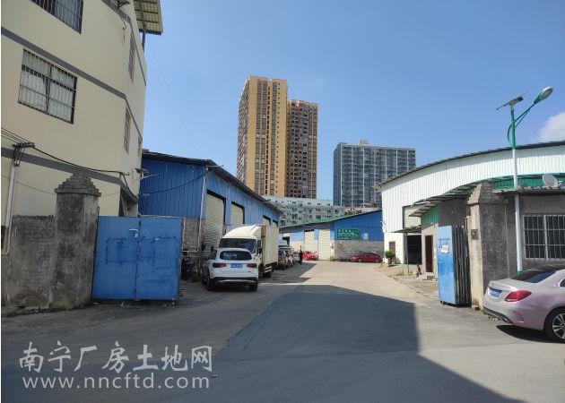 8元起：高新区300一5000平多间厂房仓库招租